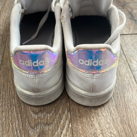 4/$20🥳 Girls Adidas All Star shoes size Girls 3 - Picture 4 of 7